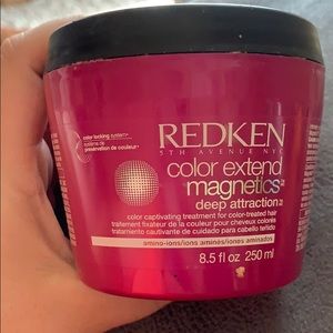 Redken Color Extend Magnetics deep attraction